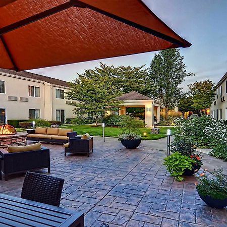 Courtyard By Marriott Eugene Springfield Hotel Exterior photo